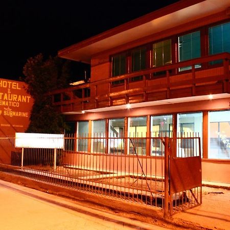 Hotel Yellow Submarine Punta Arenas Exterior photo